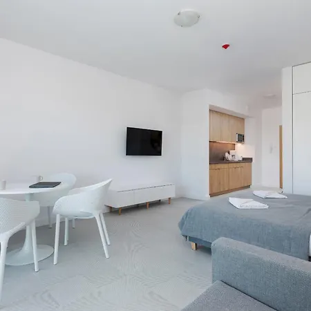 Daire Aquamarina Prima 049 By Renters *