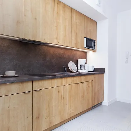 Aquamarina Prima 049 By Renters شقة مينززدرويه