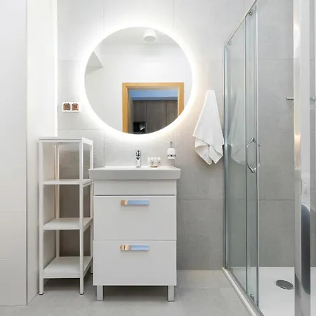 아파트 Aquamarina Prima 049 By Renters